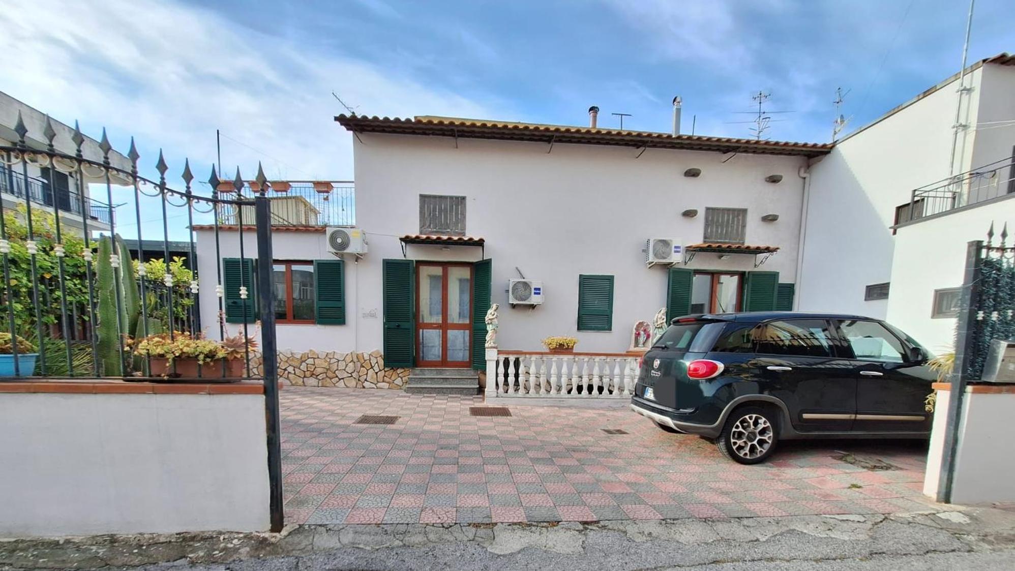 My Home Pompei Bagian luar foto
