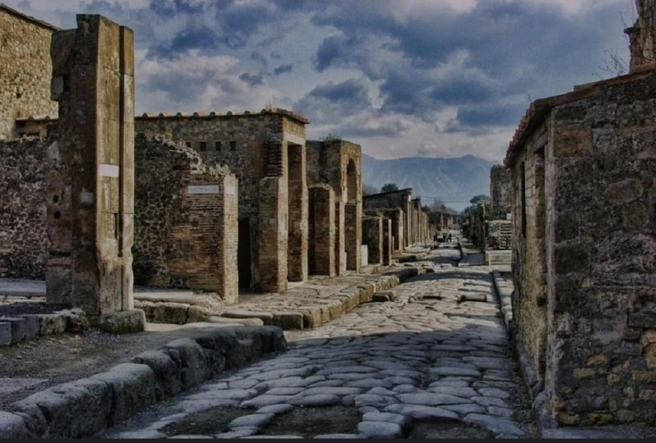 My Home Pompei Bagian luar foto